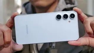Which is Better Value? Samsung Galaxy S25 Fe vs Honor Magic 8 Lite Compared